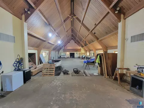 313 S Epton Ave, Oldham, SD 57051 photo 9