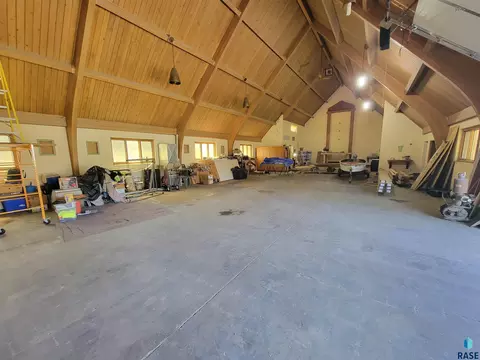 313 S Epton Ave, Oldham, SD 57051 photo 4