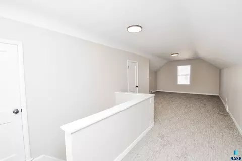 Undisclosed, Sioux Falls, SD 57103 photo 27