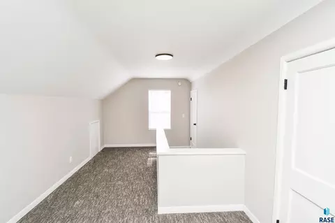 Undisclosed, Sioux Falls, SD 57103 photo 28