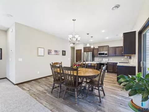 5500 S Bahnson Ave, Sioux Falls, SD 57108 photo 13