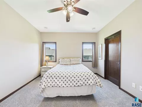 5500 S Bahnson Ave, Sioux Falls, SD 57108 photo 18