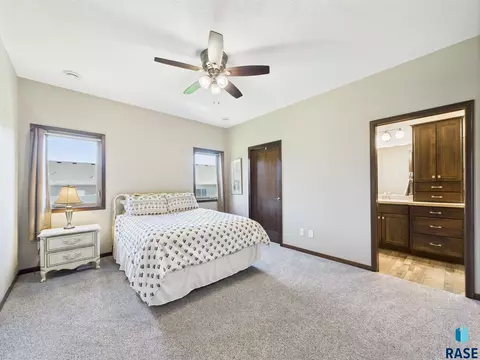 5500 S Bahnson Ave, Sioux Falls, SD 57108 photo 16