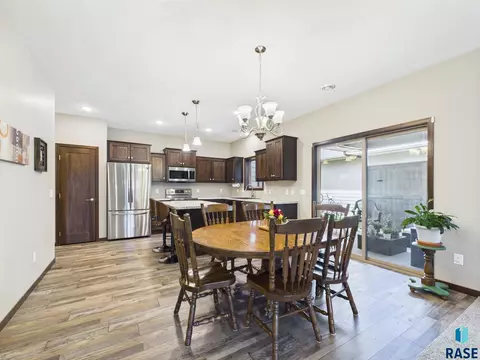 5500 S Bahnson Ave, Sioux Falls, SD 57108 photo 14