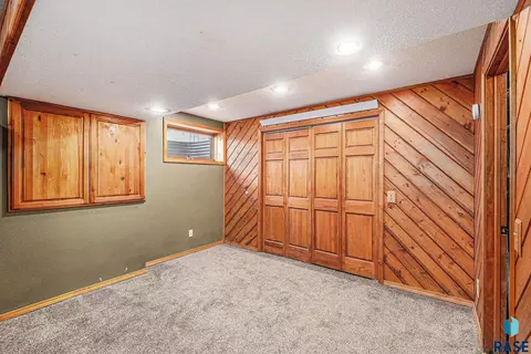 417 Cedar Ct, Madison, SD 57042 photo 28