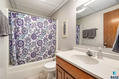417 Cedar Ct, Madison, SD 57042 photo 22