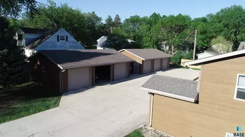 702 9th St, Dell Rapids, SD 57022 photo 15