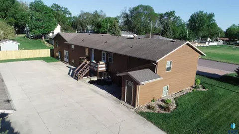 702 9th St, Dell Rapids, SD 57022 photo 19