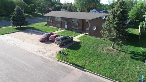 702 9th St, Dell Rapids, SD 57022 photo 10