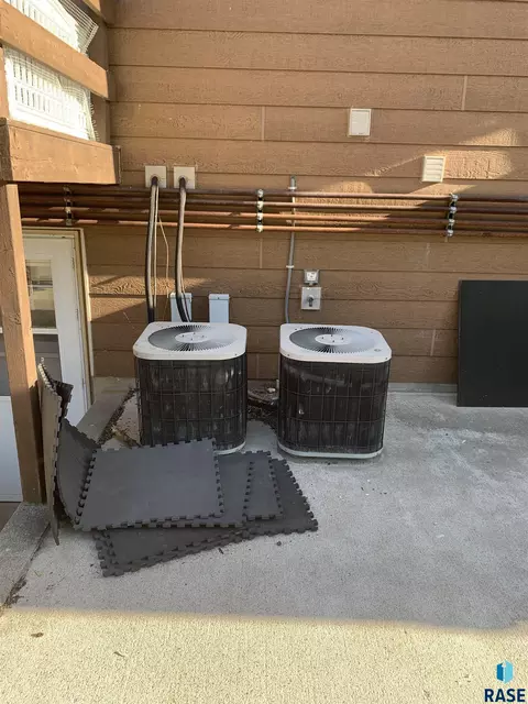 702 9th St, Dell Rapids, SD 57022 photo 37