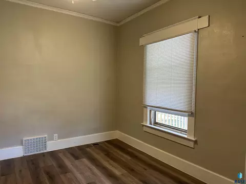 321 W Washington Ave, Salem, SD 57058 photo 16