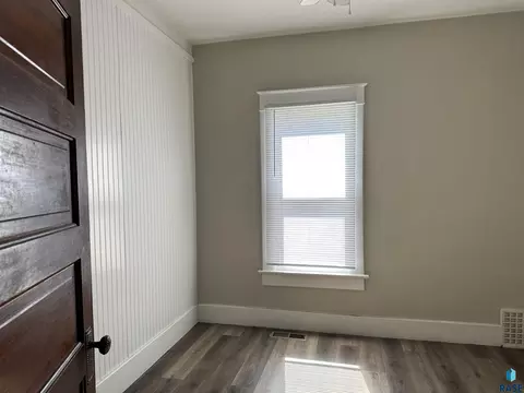 321 W Washington Ave, Salem, SD 57058 photo 14