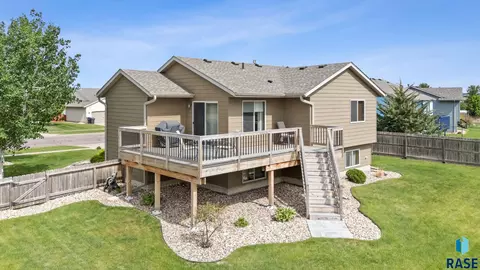 4708 S Grinnell Ave, Sioux Falls, SD 57106