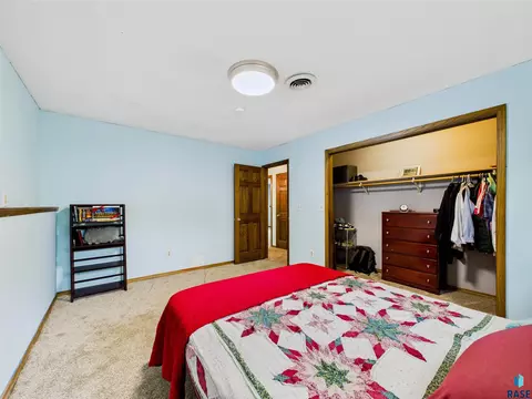 48124 268th St, Brandon, SD 57005 photo 32