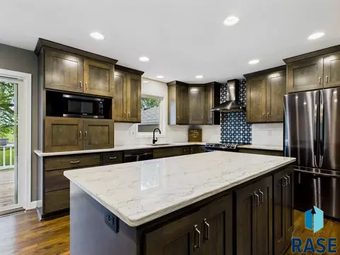 48124 268th St, Brandon, SD 57005 photo 6