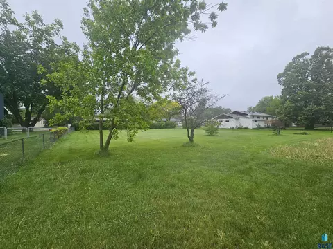 6704 8th St, Sioux Falls, SD 57107 photo 6