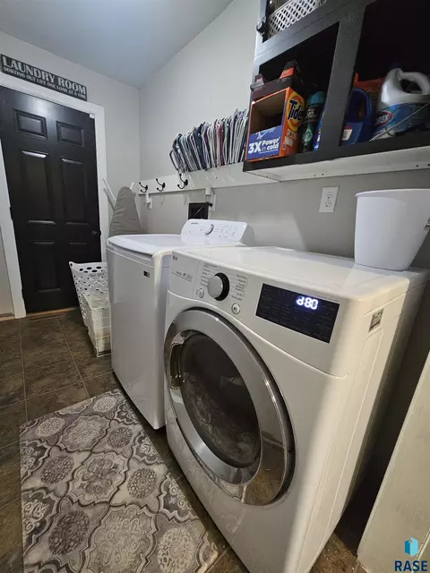 511 N 3rd St, Emery, SD 57332 photo 18