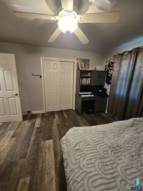 511 N 3rd St, Emery, SD 57332 photo 19