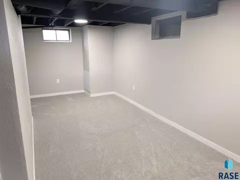 209 S Poplar St, Worthing, SD 57077 photo 6