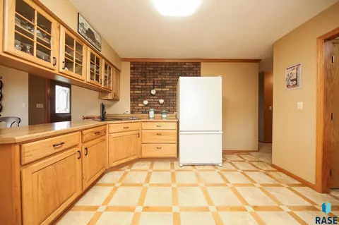 48224 266th St, Brandon, SD 57005 photo 17