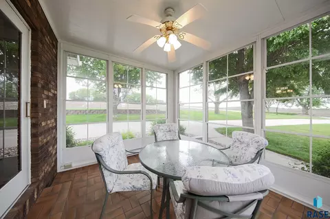 48224 266th St, Brandon, SD 57005 photo 21