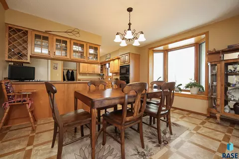 48224 266th St, Brandon, SD 57005 photo 10