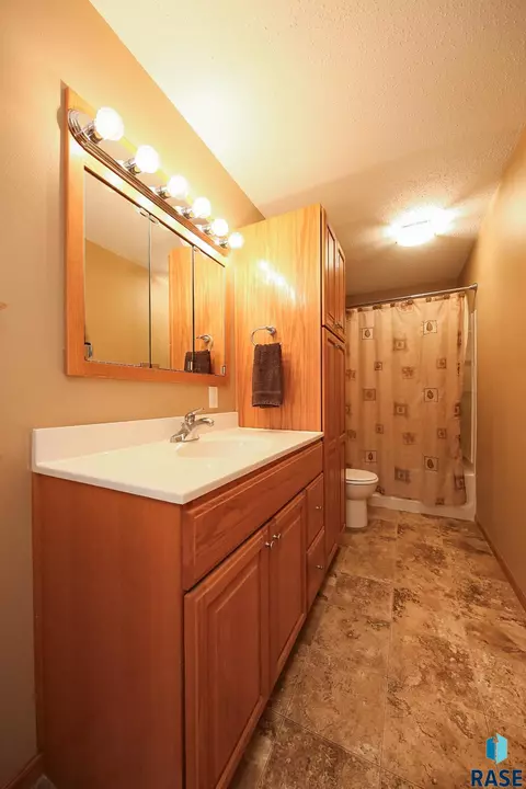 48224 266th St, Brandon, SD 57005 photo 18