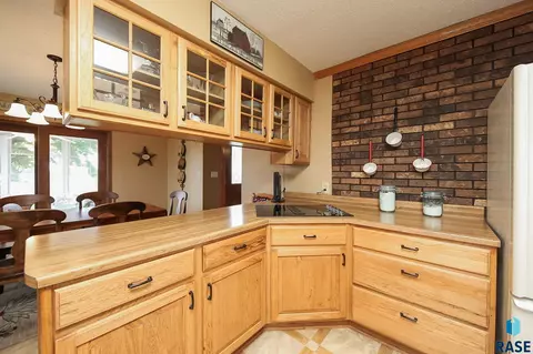 48224 266th St, Brandon, SD 57005 photo 16