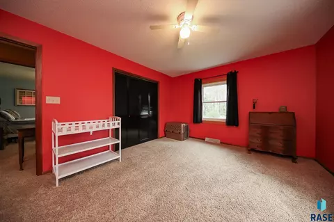 48224 266th St, Brandon, SD 57005 photo 26