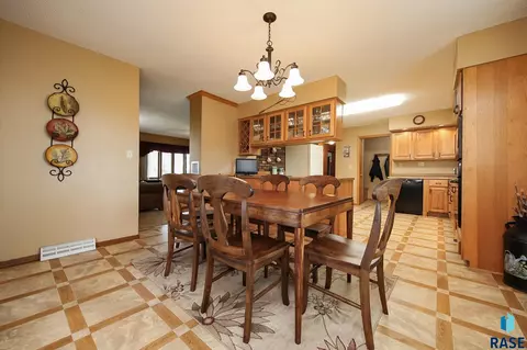 48224 266th St, Brandon, SD 57005 photo 11