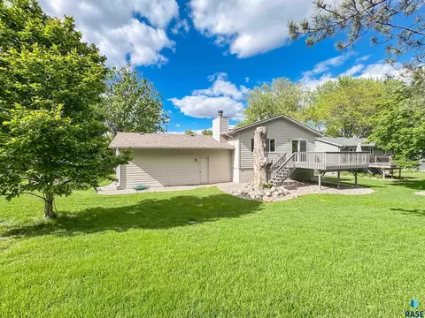 2405 E 51st St, Sioux Falls, SD 57103 photo 25