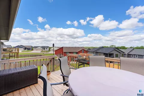 1716 E Tracy Ln, Sioux Falls, SD 57103 photo 32