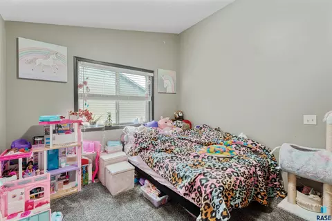 1716 E Tracy Ln, Sioux Falls, SD 57103 photo 16