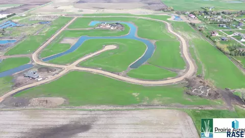 301 Prairie Dr, Tea, SD 57064 photo 2