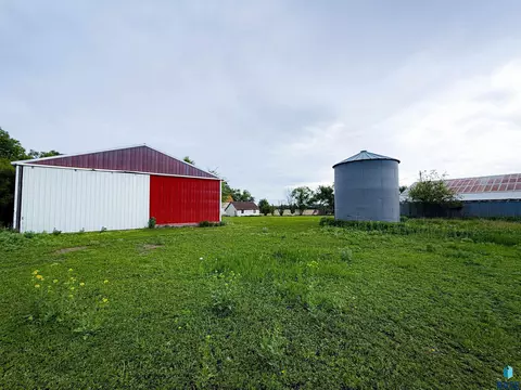 23171 434th Ave, Howard, SD 57349 photo 17