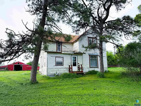 23171 434th Ave, Howard, SD 57349 photo 9