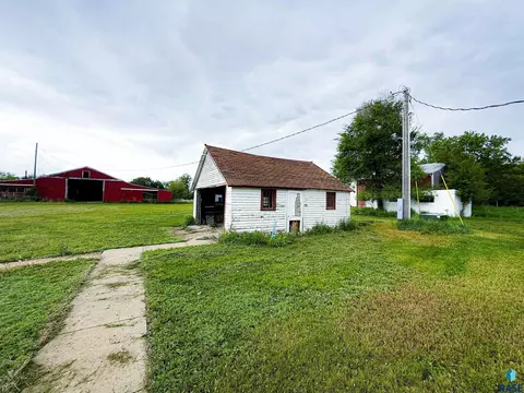 23171 434th Ave, Howard, SD 57349 photo 12