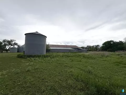23171 434th Ave, Howard, SD 57349 photo 18