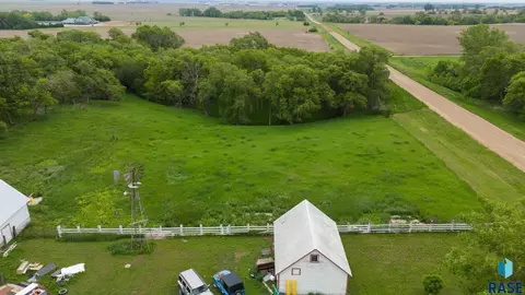 44904 289th St, Viborg, SD 57070 photo 10