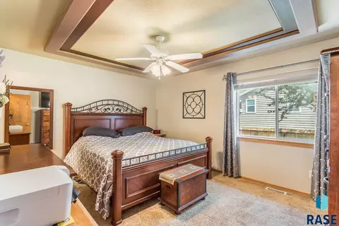 7104 S Mogen Ave, Sioux Falls, SD 57108 photo 11