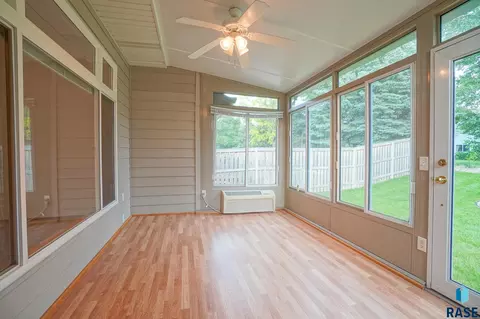 1601 E 63rd St, Sioux Falls, SD 57108 photo 14