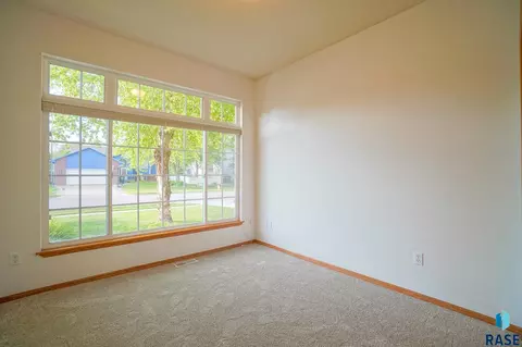 1601 E 63rd St, Sioux Falls, SD 57108 photo 16