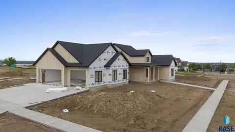 1112 N Slate Ave, Brandon, SD 57005 photo 4