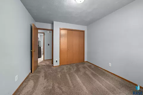 607 E 3rd St, Crooks, SD 57020 photo 17
