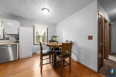 607 E 3rd St, Crooks, SD 57020 photo 8