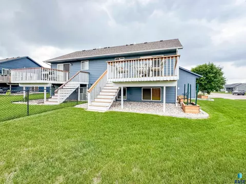 1500 E 69th St N, Sioux Falls, SD 57104 photo 5