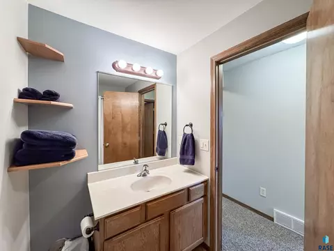 1500 E 69th St N, Sioux Falls, SD 57104 photo 23