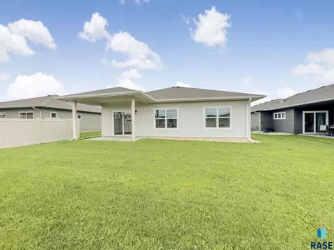 2316 E Tinley St, Brandon, SD 57005 photo 23