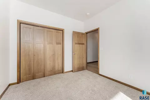 2316 E Tinley St, Brandon, SD 57005 photo 18