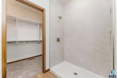2316 E Tinley St, Brandon, SD 57005 photo 15